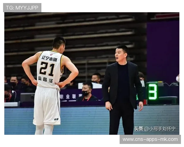 年轻球员在训练中被主帅点赞，或将获得更多上场机会