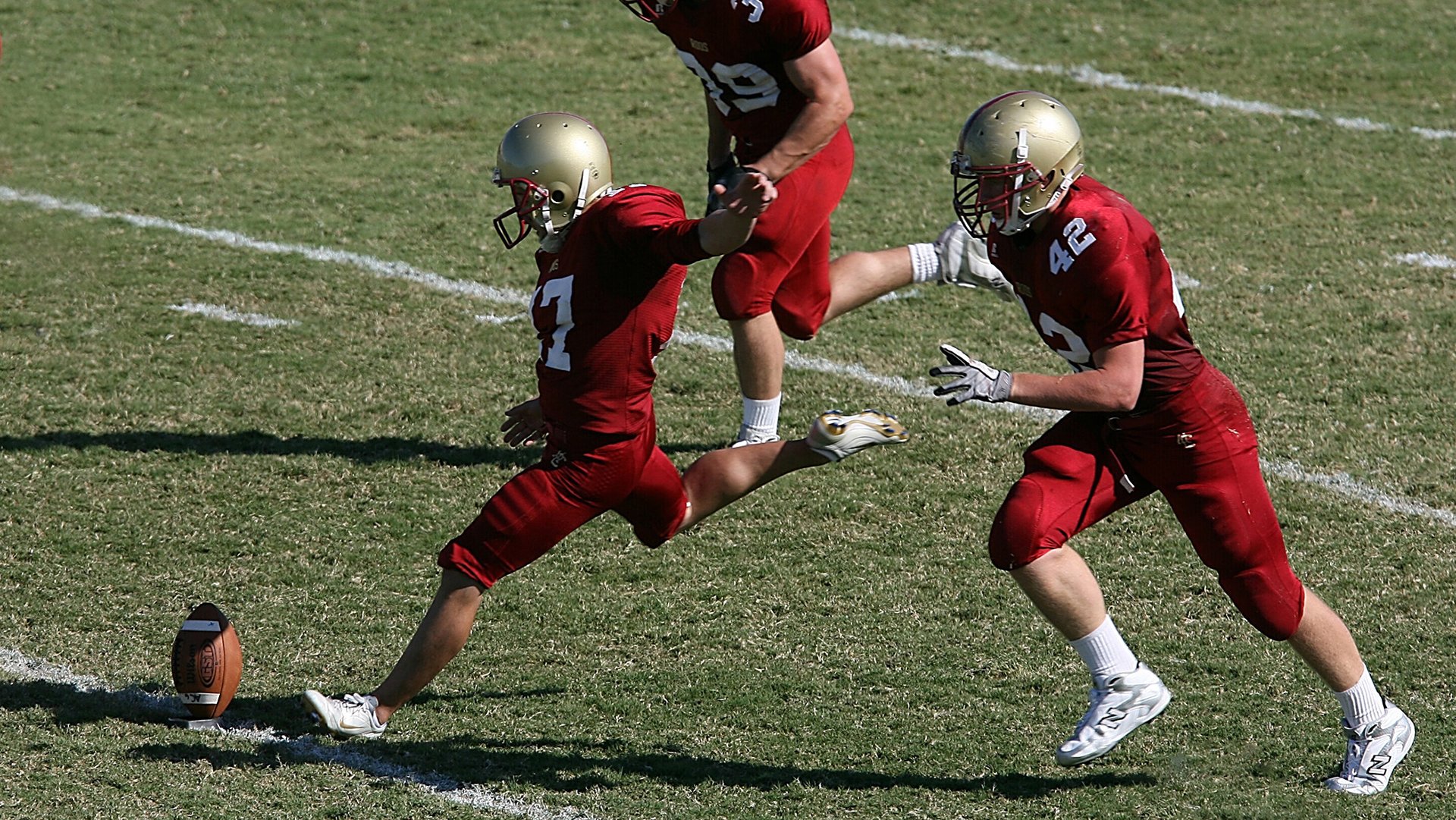 凯莉·麦基翁为未来赛事蓄力，凯莉·麦吉利斯现照
